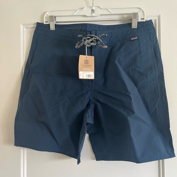 Men’s Patagonia Wavefarer Hybrid Walk Shorts - Picture 6 of 8